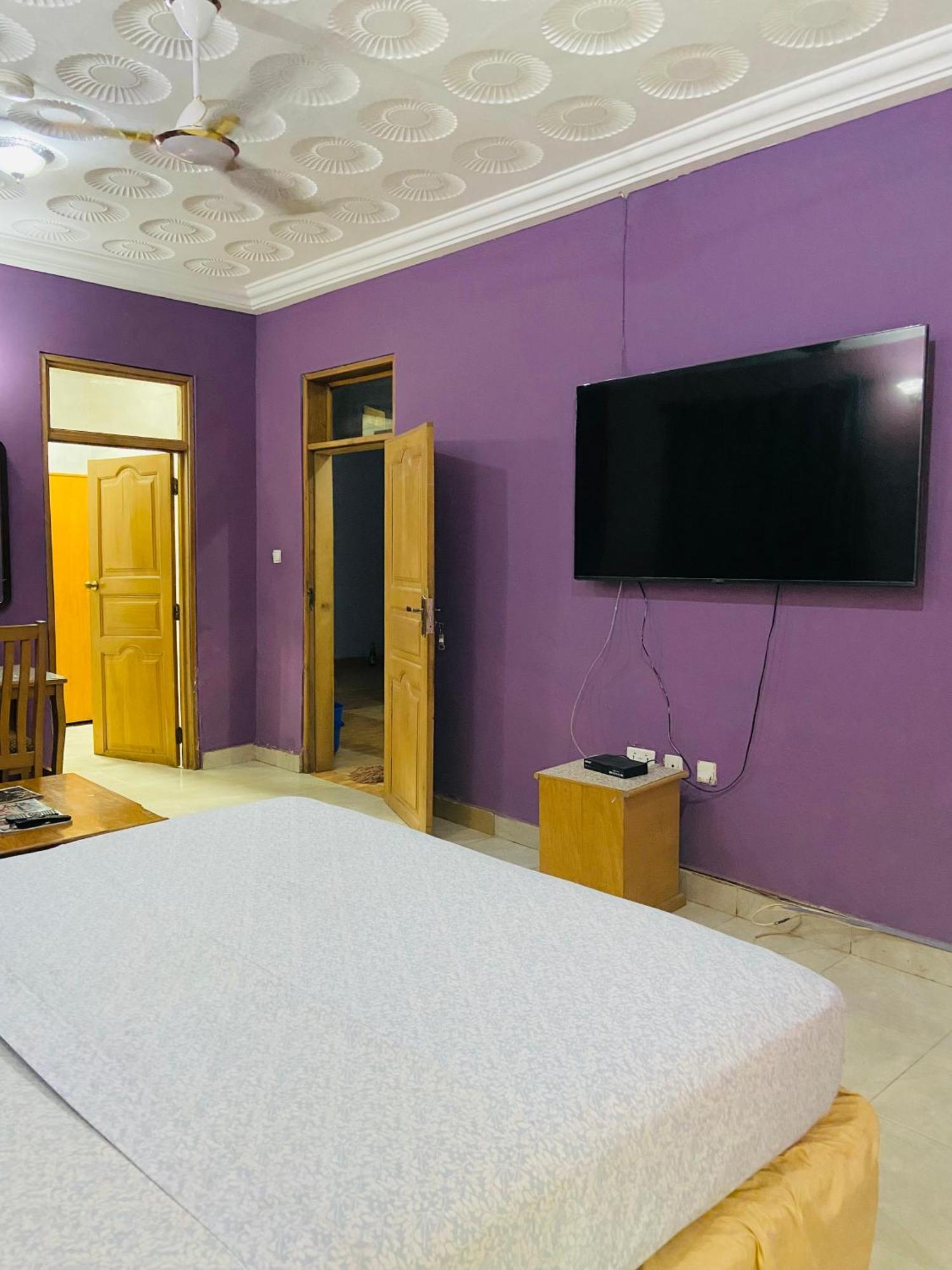 Heavens Gate Hotel อักกรา ภายนอก รูปภาพ